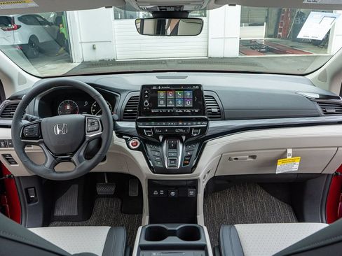 New 2027 Honda Odyssey Elite image 18