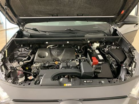 Used 2024 Toyota RAV4 LE image 40