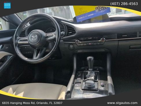 Used 2020 MAZDA MAZDA3 Hatchback w/ Preferred Package FWD image 18