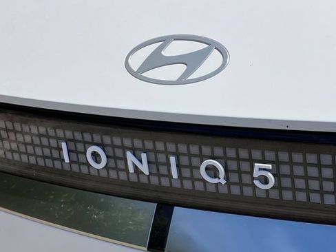 New 2026 Hyundai Ioniq 5 Limited RWD image 8