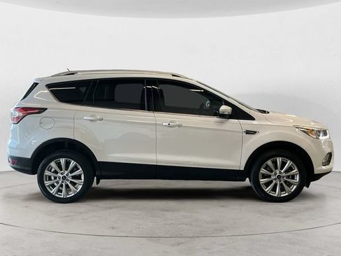 Used 2017 Ford Escape Titanium AWD/4WD image 4