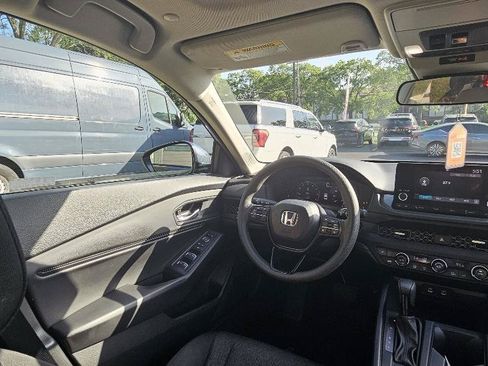 Used 2024 Honda Accord EX image 16