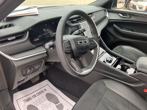 Certified 2023 Jeep Grand Cherokee L Laredo AWD/4WD image 13