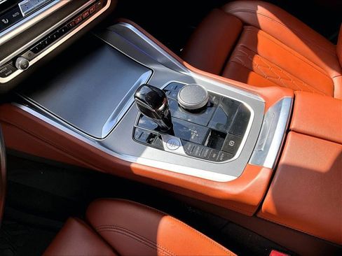 Used 2023 BMW X6 xDrive40i w/ M Sport Package image 15