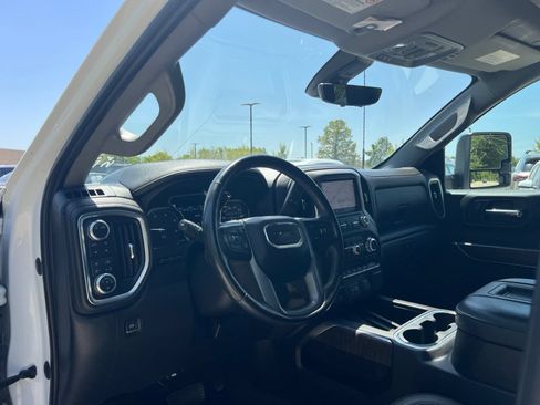Used 2022 GMC Sierra 3500 Denali w/ Denali Ultimate Package AWD/4WD image 22