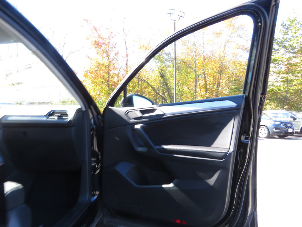 Used 2024 Volkswagen Tiguan S AWD/4WD image 12