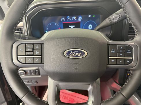 New 2026 Ford F250 Lariat w/ Black Appearance Package AWD/4WD image 27