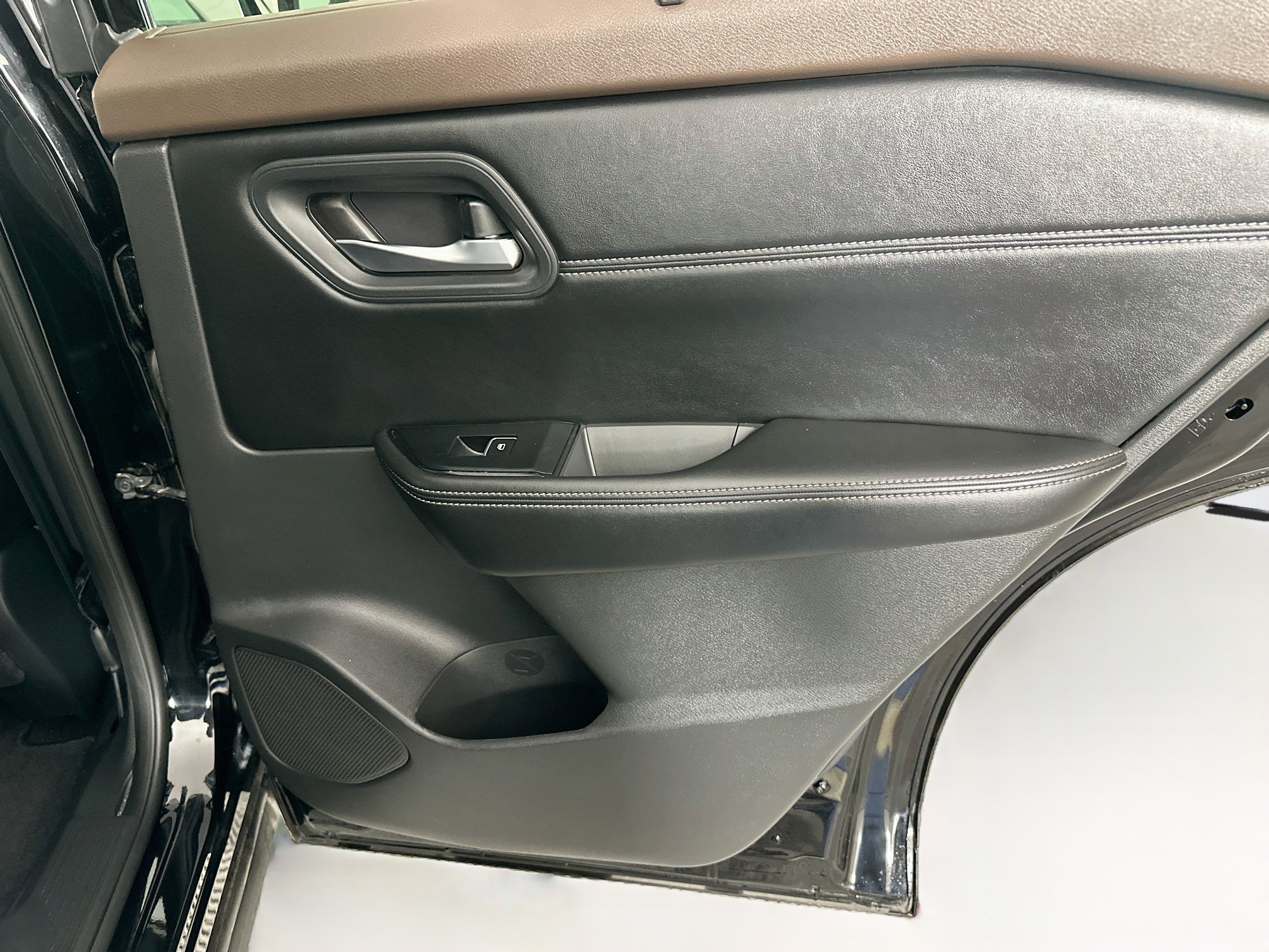 Used 2023 Nissan Rogue SL w/ SL Premium Package FWD image 32