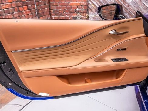 Used 2024 Lexus LC 500 Convertible image 44