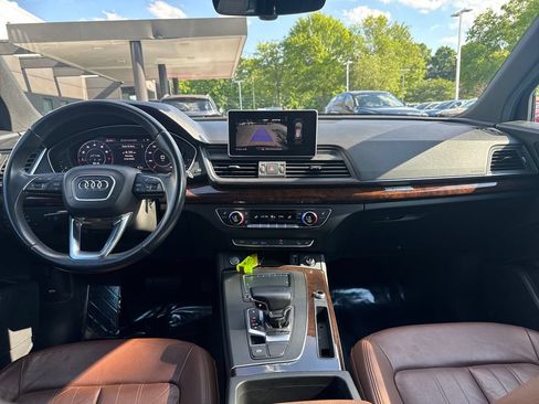 Used 2020 Audi Q5 2.0T Premium Plus w/ Premium Plus Package AWD/4WD image 12