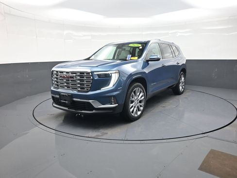 Used 2025 GMC Acadia Denali w/ Super Cruise Package image 7