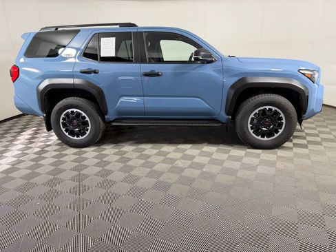 Used 2025 Toyota 4Runner TRD Off-Road AWD/4WD image 8