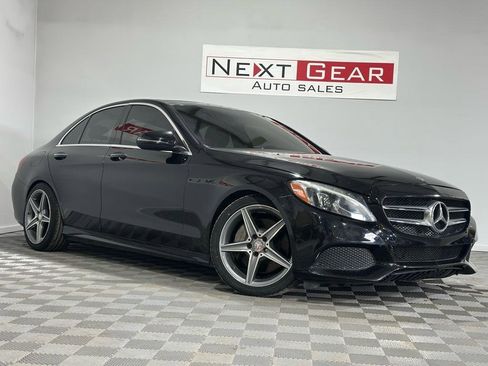 Used 2016 Mercedes-Benz C 300 4MATIC Sedan image 3