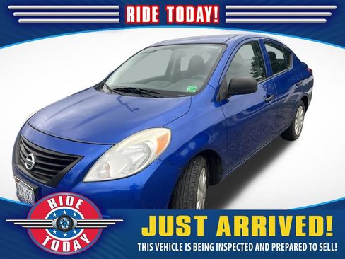 Used 2013 Nissan Versa S Plus FWD image 1