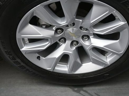 Used 2021 Chevrolet Silverado 1500 Custom w/ LPO, Dark Essentials Package image 26