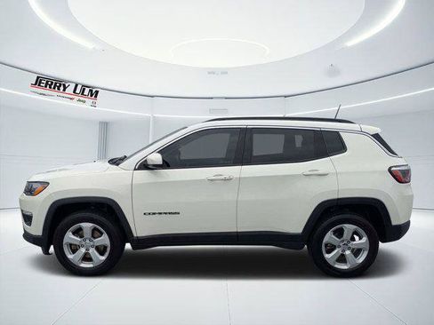 Certified 2019 Jeep Compass Latitude w/ Popular Equipment Group AWD/4WD image 6