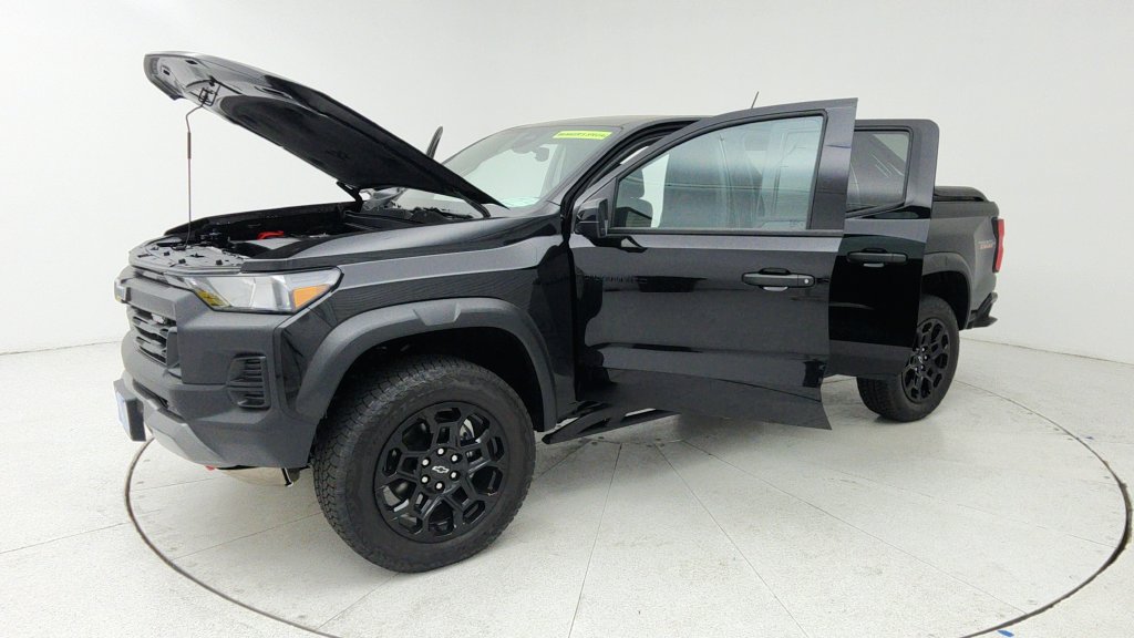 New 2026 Chevrolet Colorado Trail Boss AWD/4WD image 10