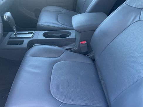 Used 2019 Nissan Frontier SL image 11