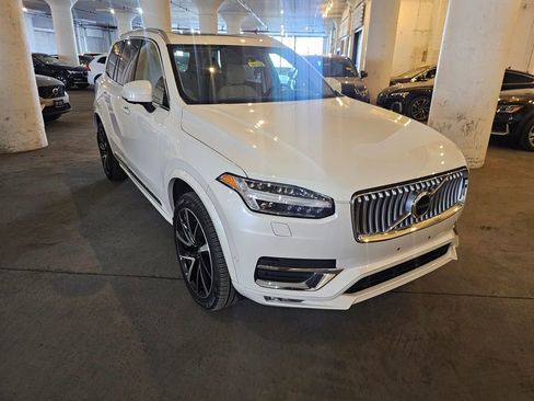 Certified 2023 Volvo XC90 B6 Plus w/ Protection Package AWD/4WD image 6
