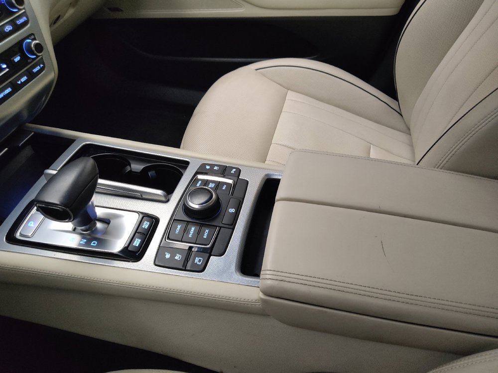 Used 2018 Genesis G80 3.8 w/ Option Group 03 RWD image 26