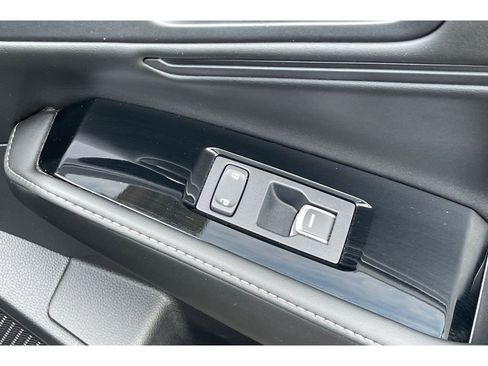 Certified 2023 Honda Accord Touring image 21