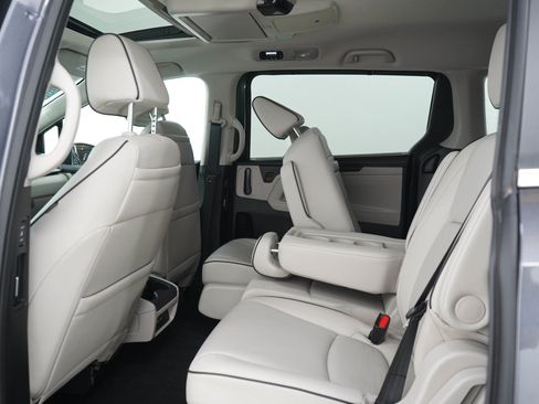Used 2026 Honda Odyssey Touring image 16