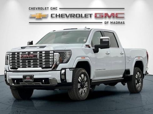 New 2026 GMC Sierra 2500 Denali w/ Denali Reserve Package AWD/4WD image 7