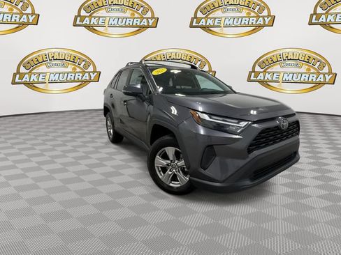 Used 2023 Toyota RAV4 XLE w/ Convenience Package FWD image 5