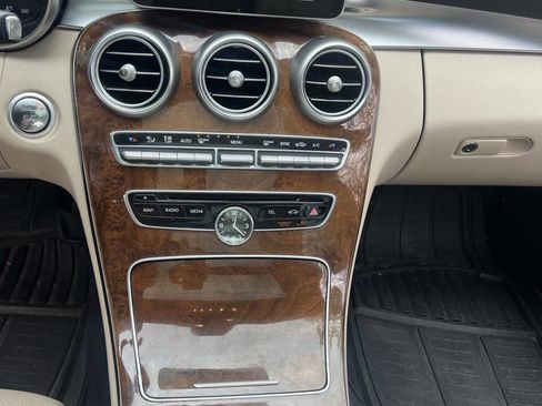 Used 2015 Mercedes-Benz C 300 4MATIC Sedan image 13