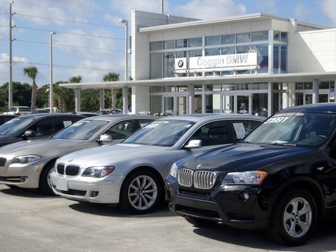 New 2026 BMW 330i Sedan w/ Premium Package image 10