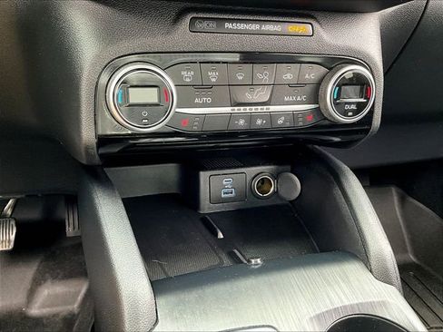 Used 2021 Ford Escape SEL w/ Technology Package image 27