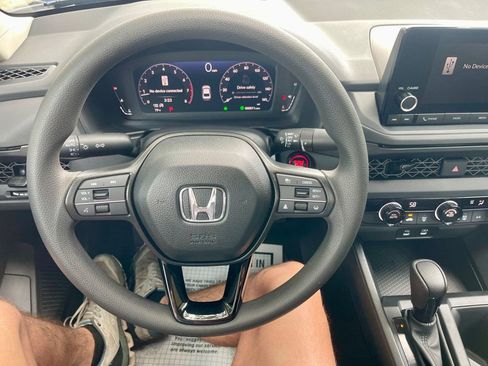 Used 2025 Honda Accord LX image 13