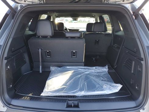 New 2026 GMC Acadia Elevation w/ Elevation Premium Package image 8