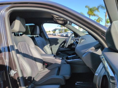 Used 2025 BMW X3 xDrive30i w/ Convenience Package image 32