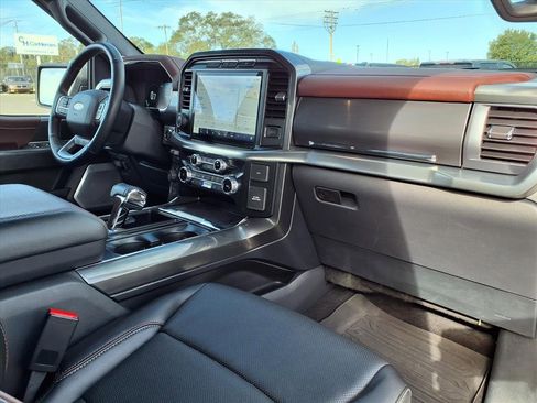 Used 2023 Ford F150 Lariat w/ Equipment Group 502A High image 11