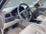 Used 2010 Chevrolet Suburban LT image 4