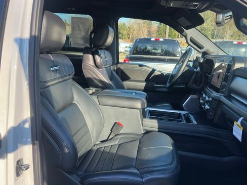Used 2025 Ford F350 Platinum w/ Tremor Off-Road Package image 19