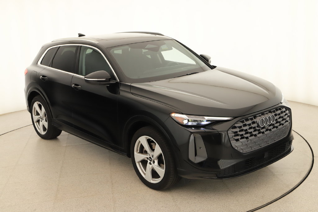 Certified 2025 Audi Q5 Prestige AWD/4WD image 36