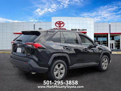 Used 2024 Toyota RAV4 XLE FWD image 5