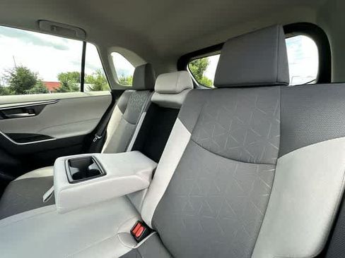 Used 2025 Toyota RAV4 XLE w/ Convenience Package AWD/4WD image 17