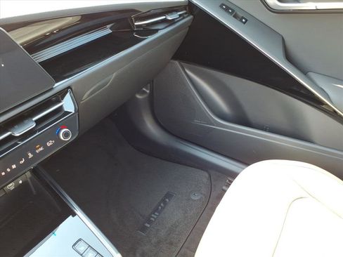 New 2026 Kia Niro Wave w/ Wave Preserve Package image 26