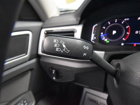 Used 2022 Volkswagen Atlas SE image 13