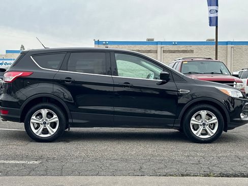 Used 2016 Ford Escape SE image 8