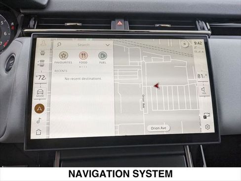 New 2025 Land Rover Range Rover Velar Dynamic SE image 9