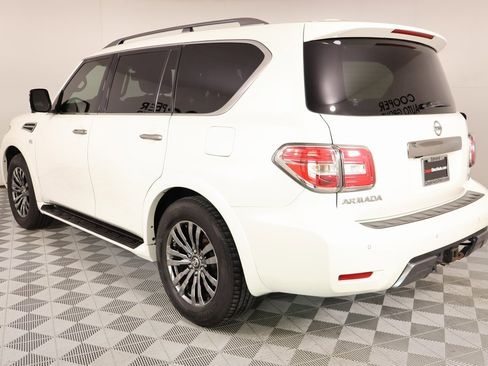 Used 2019 Nissan Armada Platinum w/ Captain's Chairs Package image 27