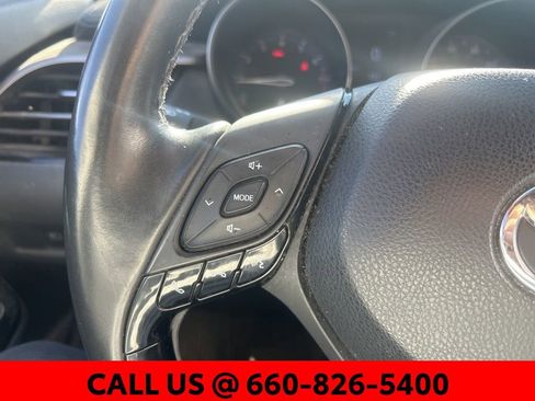 Used 2019 Toyota C-HR XLE image 10