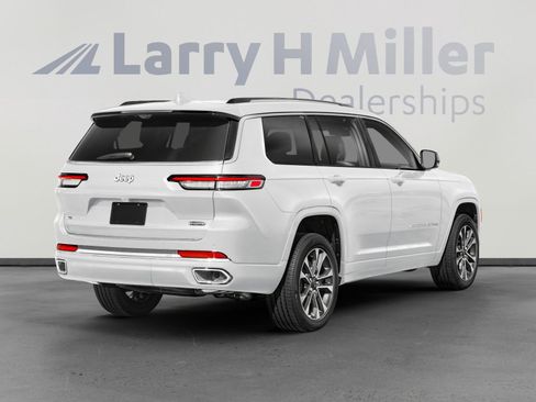 Used 2023 Jeep Grand Cherokee L Overland AWD/4WD image 4