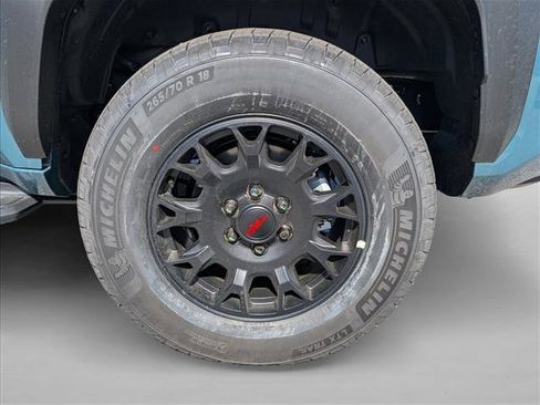 New 2026 Toyota 4Runner TRD Off-Road Premium AWD/4WD image 10