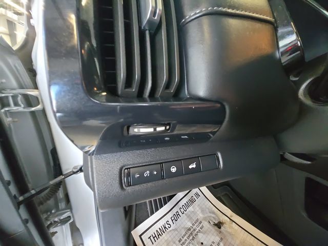 Certified 2025 Nissan Pathfinder SV AWD/4WD image 26
