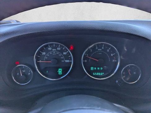 Used 2017 Jeep Wrangler Sport w/ Quick Order Package 24S AWD/4WD image 16